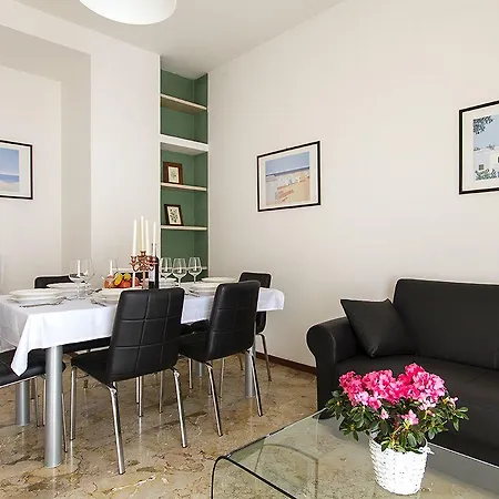 Apartment Cavour